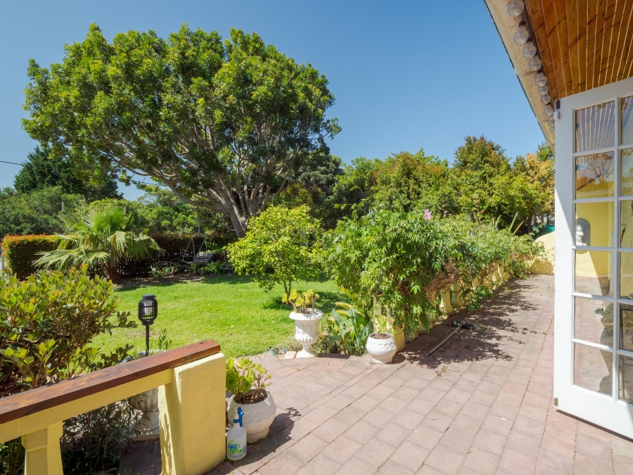 3 Bedroom Property for Sale in The Island Western Cape